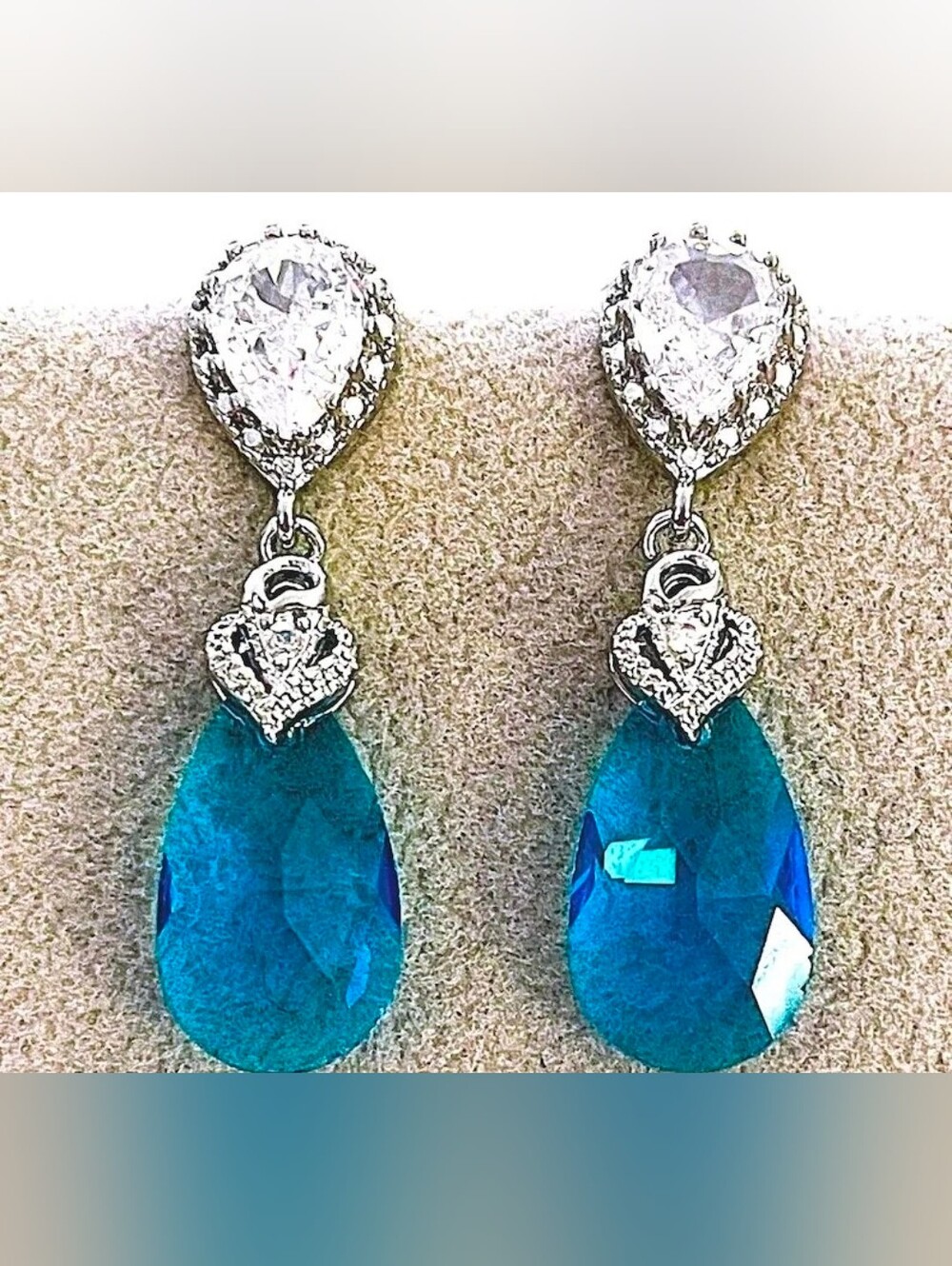 $8 Each Or Bundle 5/$20 Teardrop Blue Crystal Drop Earrings